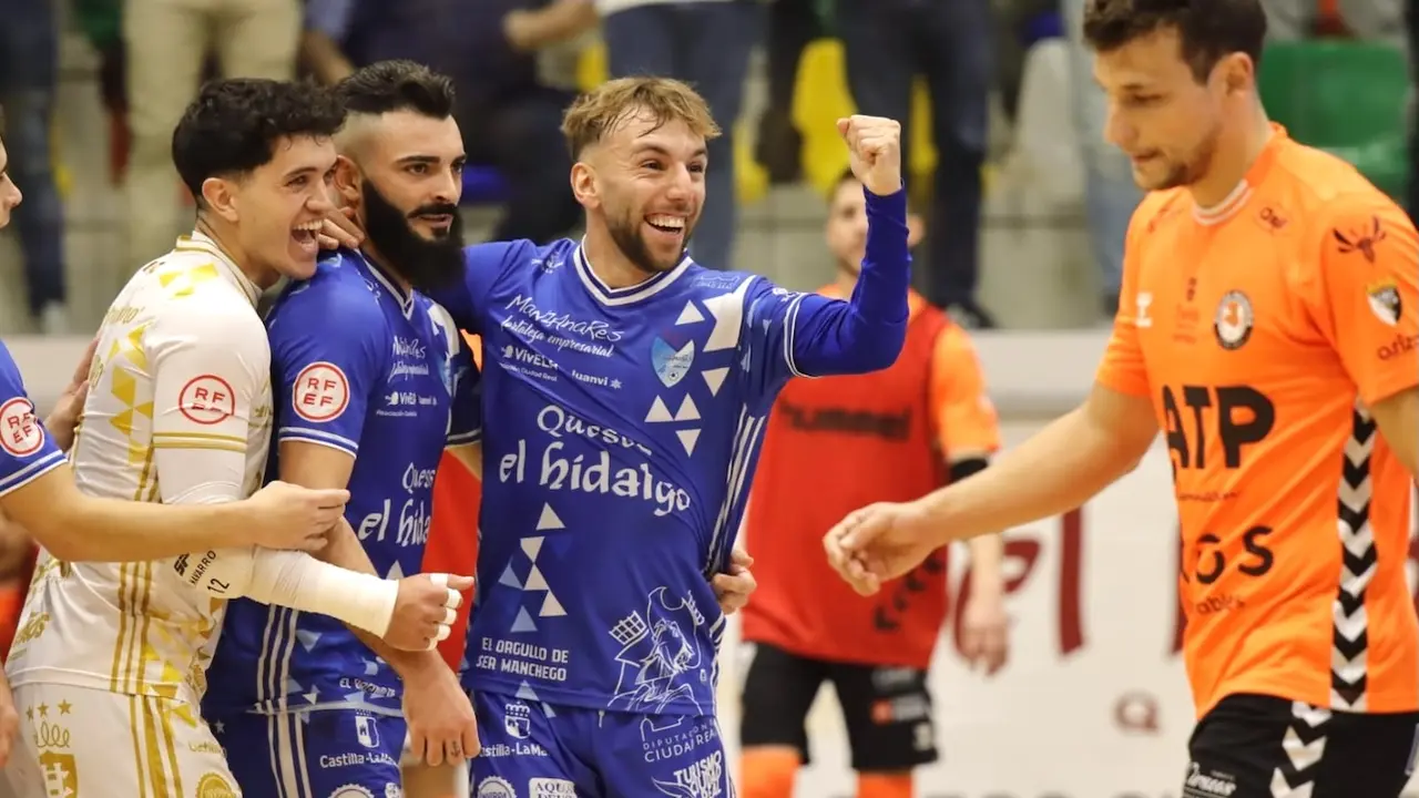 El Manzanares FS suma su segunda victoria contra el Ribera Navarra (4-1)