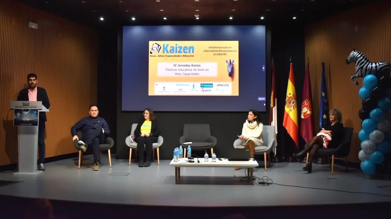 Una jornada en Albacete aborda prácticas educativas para padres y profesionales