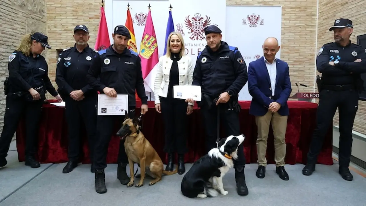 El Ayuntamiento de Toledo premia a 31 guías caninos de varios puntos de España
