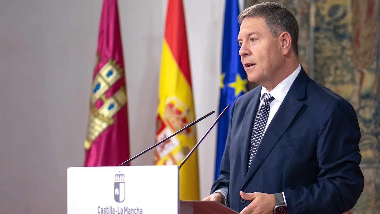 El presidente regional, Emiliano García-Page, ha presentado el Proyecto de Sostenibilidad Energética, Cambio Climático y Accesibilidad en la Red de Parques Arqueológicos, Yacimientos visitables y Monumentos de Castilla-La Mancha