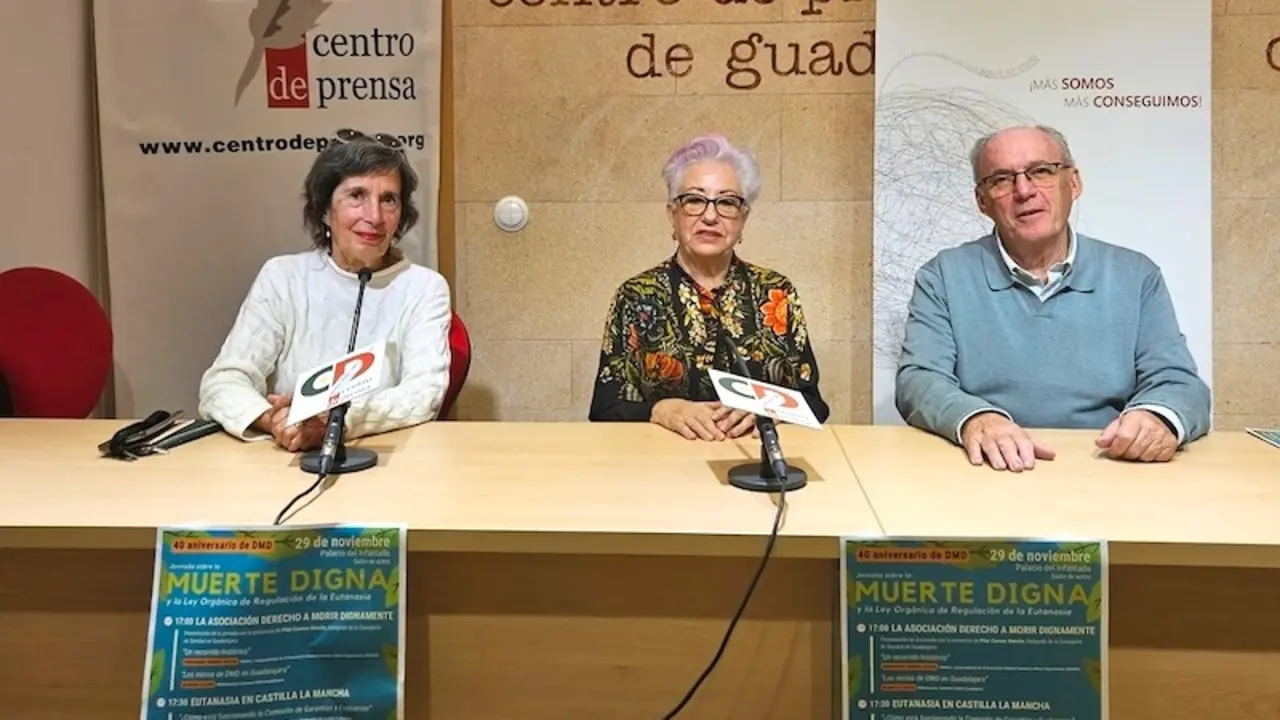 Presentación de la jornada que el viernes se celebrará en Guadalajara para informar sobre el derecho a morir con dignidad y en la que se ha informado de las solicitudes de eutanasia en Castilla-La Mancha desde la aprobación de la ley - Fotografía: Lara Ranz