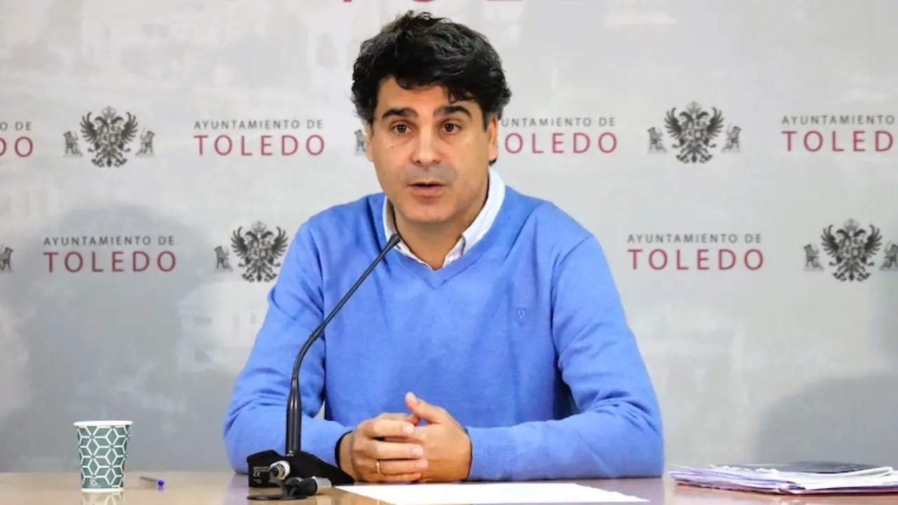 El concejal de Hacienda y portavoz del equipo de Gobierno del Ayuntamiento de Toledo, Juan José Alcalde, ha informado en rueda de prensa de los asuntos de la Junta de Gobierno Local