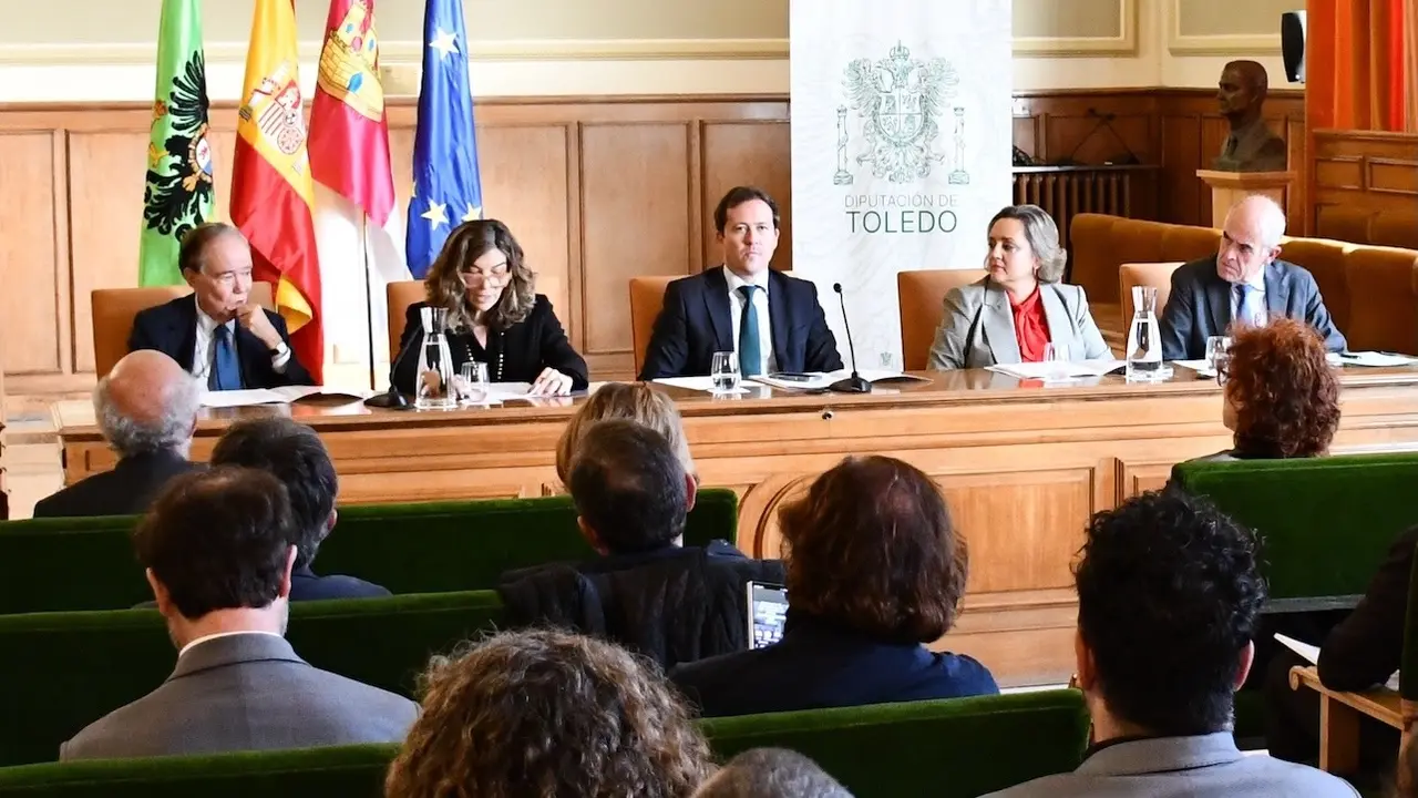 En la imagen un instante del Patronato y Junta de Protectores de la Real Fundación de Toledo que ha acogido este sábado la Diputación Provincial de Toledo