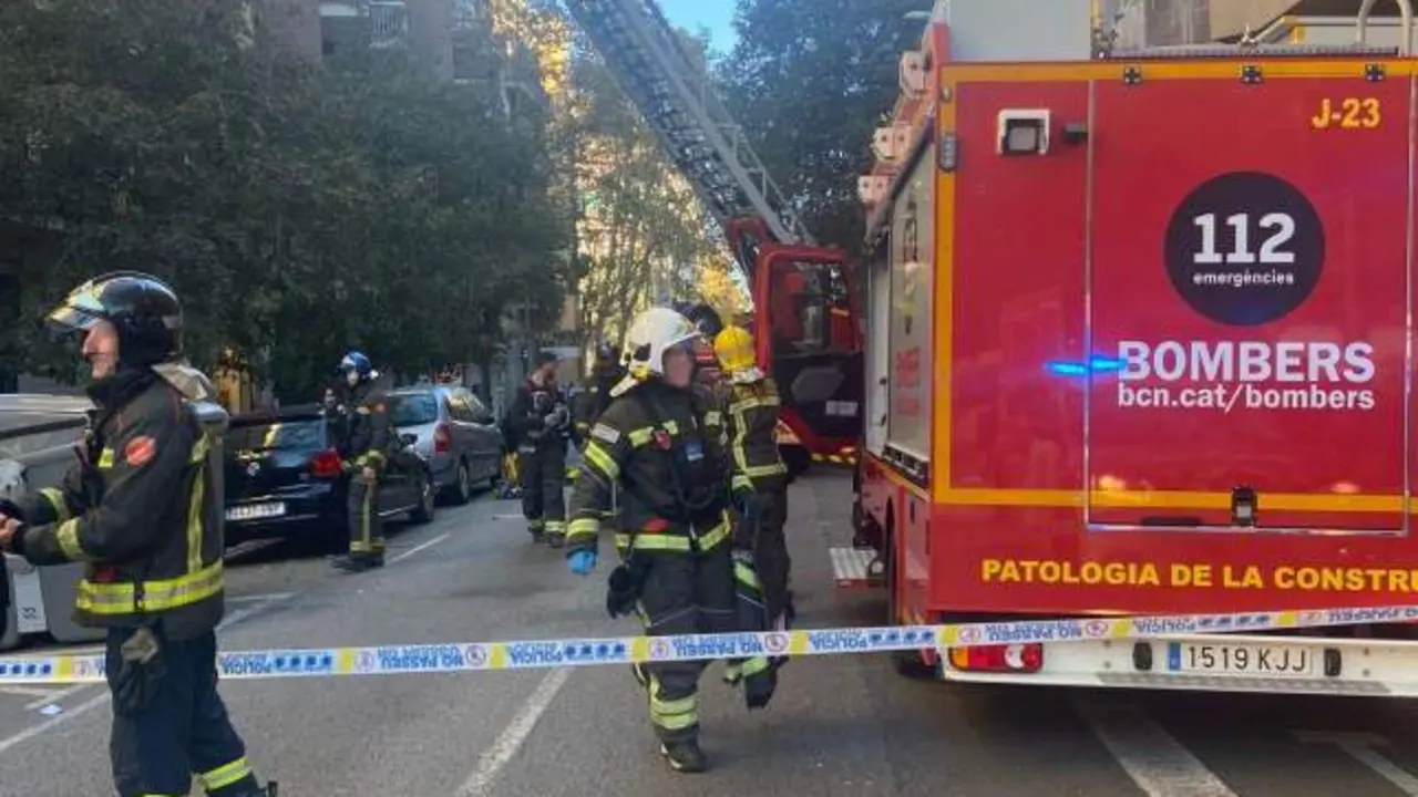 VIDEO. Grave explosión en un piso de un bloque: ha estallado una bombona de butano