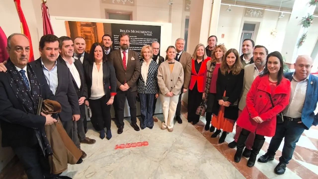 Inaugurado en el Antiguo Casino el Belén Municipal de Ciudad Real, 'La Huida'