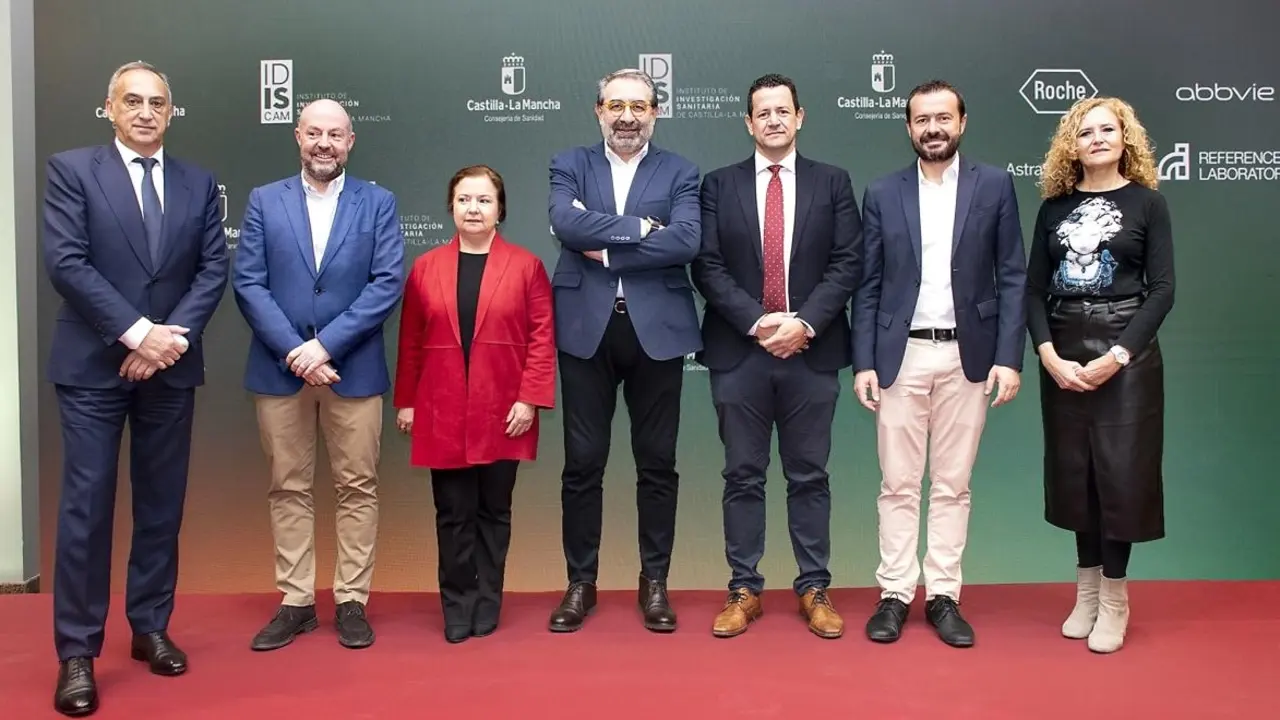 El consejero de Sanidad, Jesús Fernández Sanz, ha inaugurado en Guadalajara la II Jornada de Investigación del Instituto de Investigación Sanitaria de Castilla-La Mancha (IDISCAM)