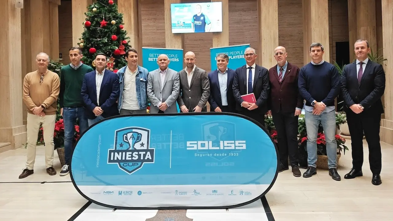 Barcelona y Atlético, entre los equipos alevín de la Iniesta Cup en Albacete