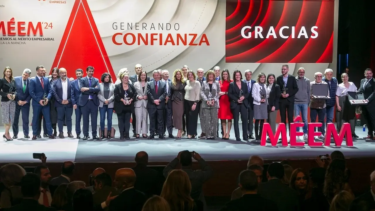 El presidente de Castilla-La Mancha, Emiliano García-Page, ha presidido en Alcázar de San Juan (Ciudad Real) los VIII Premios al Mérito Empresarial 2024