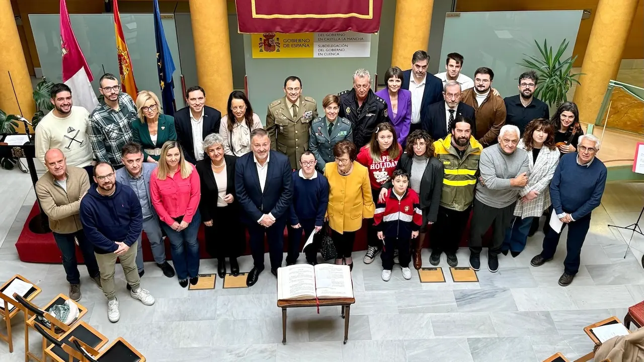 Imagen del acto institucional celebrado en la Subdelegación del Gobierno en Cuenca para conmemorar el Día de la Constitución