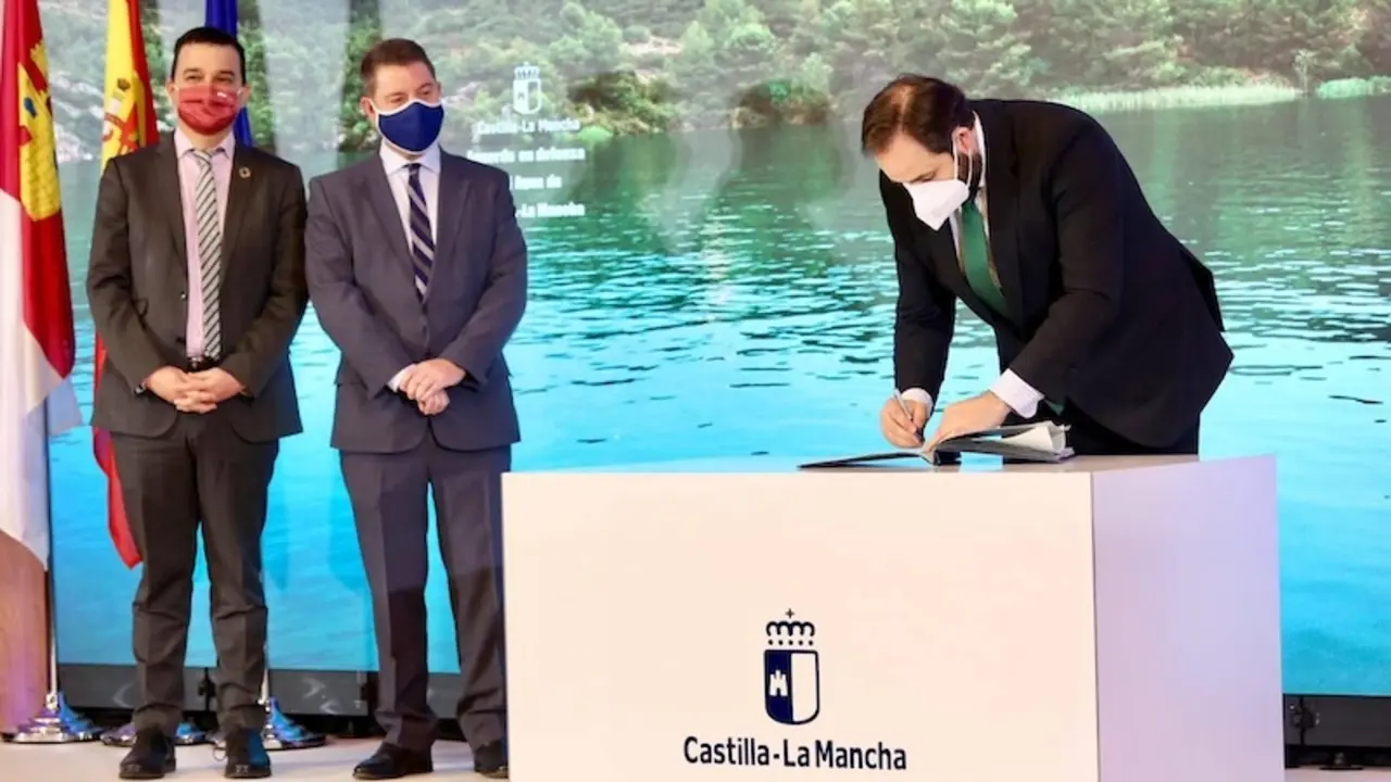 Paco Núñez (PP) afea que la Junta no cumple ninguna medida del Pacto del Agua tras 4 años
