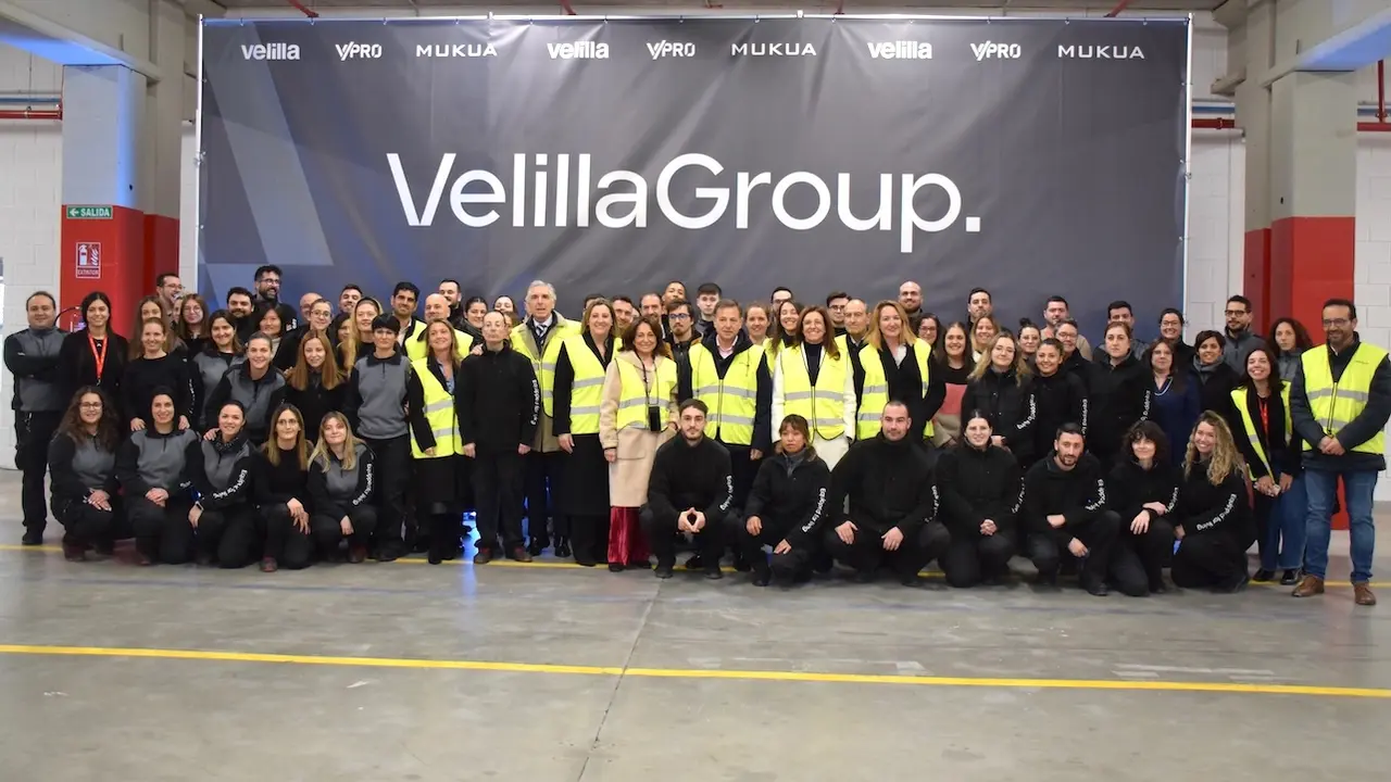 La consejera de Economía, Empresas y Empleo, Patricia Franco, ha inaugurado en Albacete la ampliación de la planta logística de ´Velilla Group´