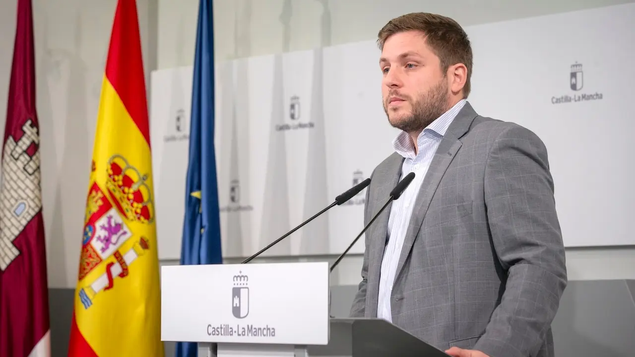 El consejero de Fomento de Castilla-La Mancha, Nacho Hernando, ha informado en rueda de prensa de asuntos de su departamento abordados en el Consejo de Gobierno