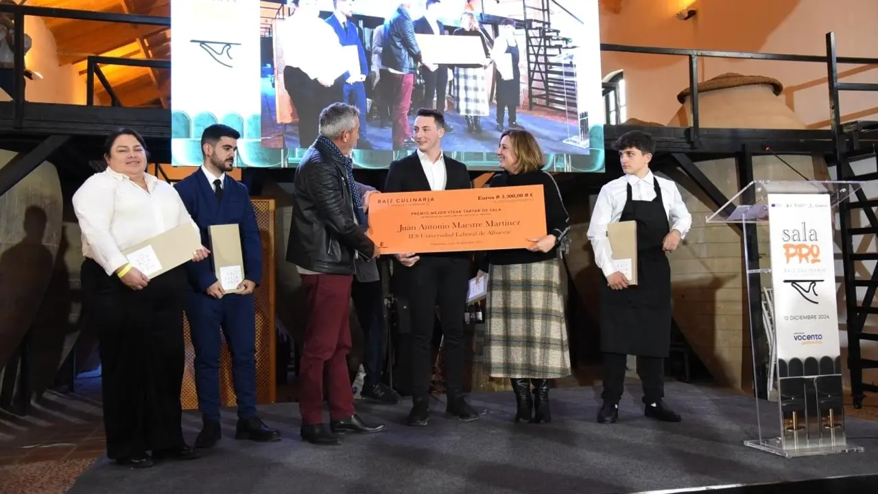 La consejera de Economía, Empresas y Empleo de Castilla-La Mancha, Patricia Franco, ha clausurado la jornada Culinaria Sala Pro, que se ha celebrado en el Museo del Vino de Valdepeñas (Ciudad Real)