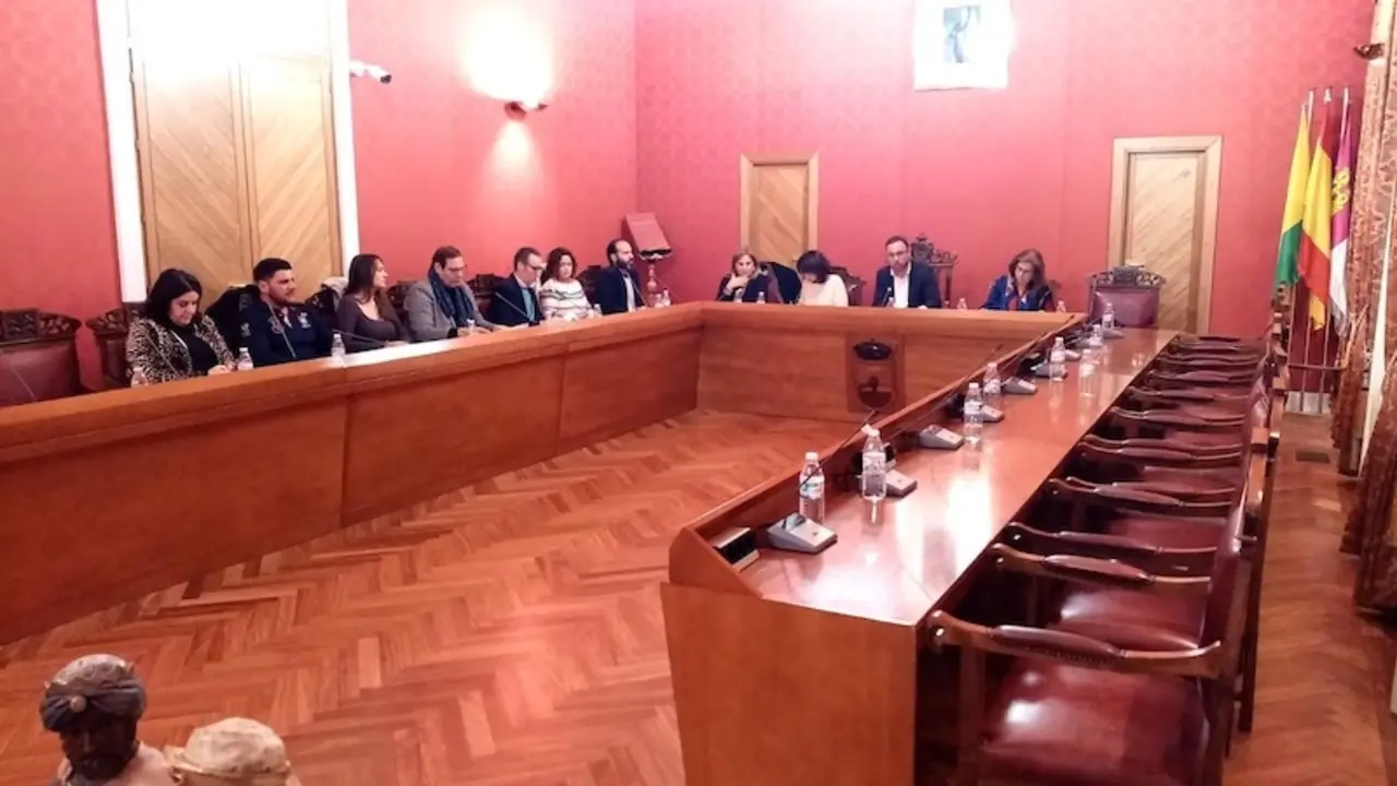 El PSOE denuncia la "farsa" del pleno extraordinario convocado por el PP en Tomelloso