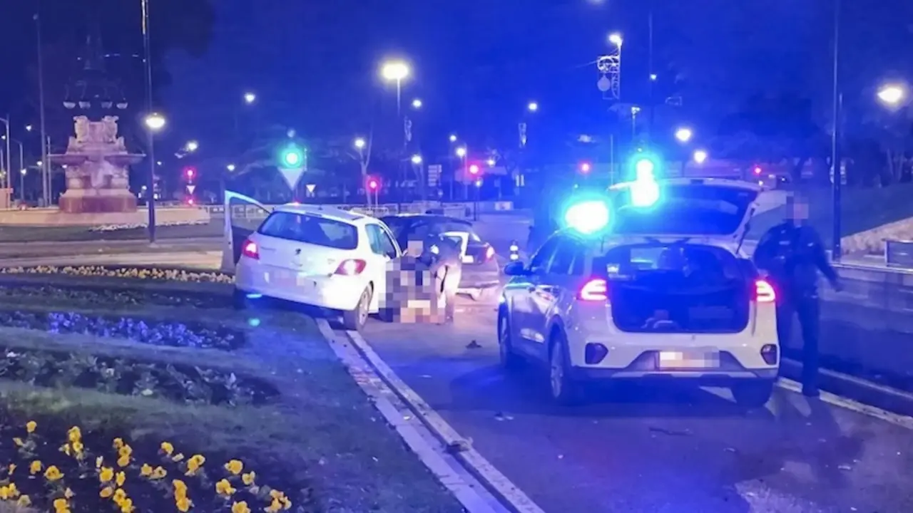 Detenida una conductora en Albacete tras chocar contra varios vehículos y negarse a la prueba de alcohol