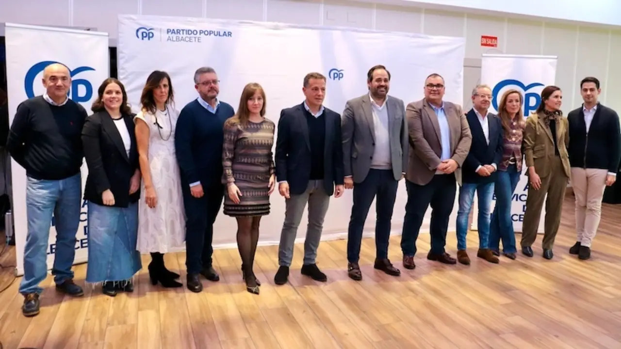 El presidente del PP de Castilla-La Mancha, Paco Núñez, ha participado este sábado en el encuentro de Navidad del partido en Albacete