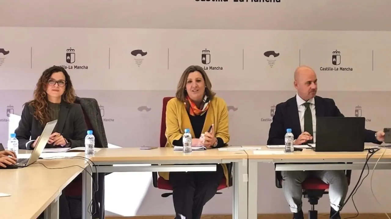 La consejera de Economía, Empresas y Empleo, Patricia Franco, ha presidido la reunión del Consejo de Administración del Instituto de Promoción Exterior (IPEX)
