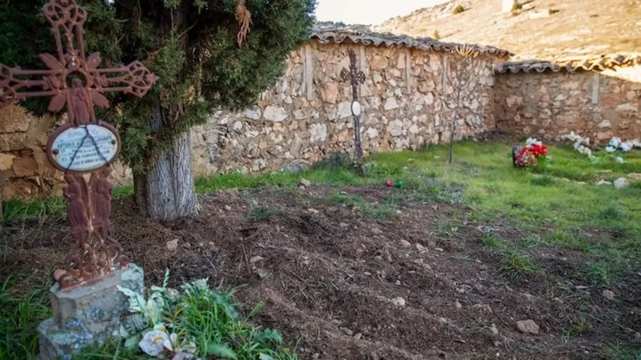 Detenida una mujer y su pareja actual por asesinar al marido de ella y enterrarlo