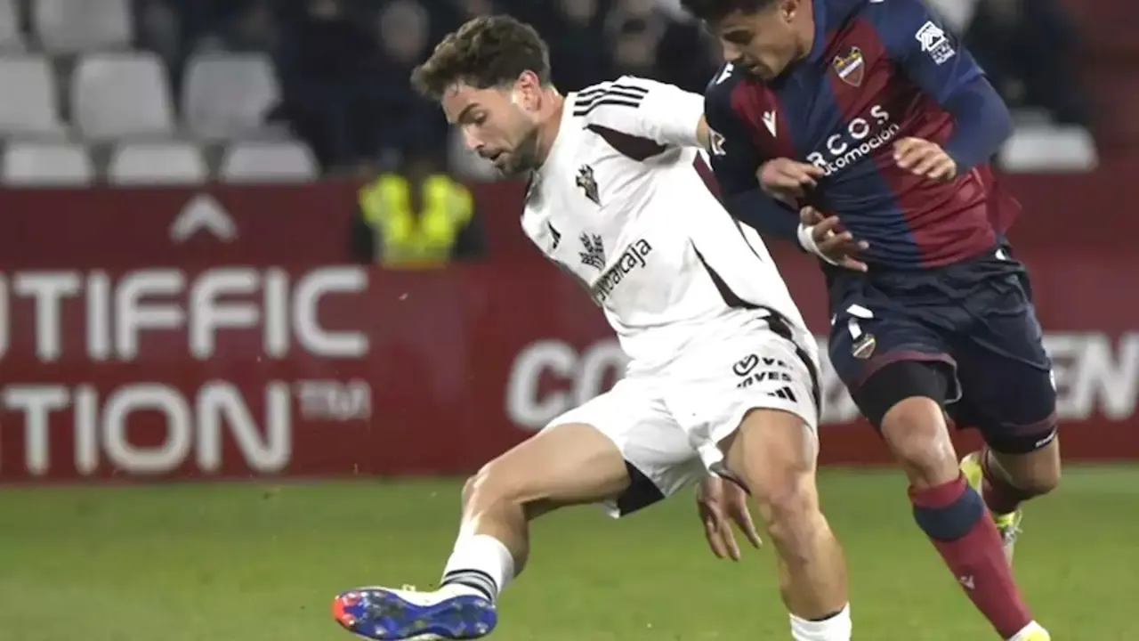 Los palos evitan los goles del Albacete Balompié en el 0-0 ante el Levante