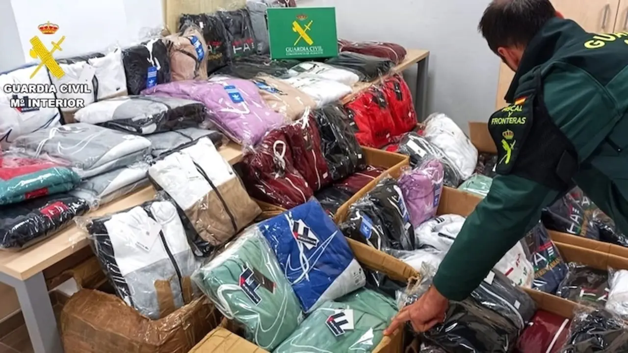 Investigan a un hombre en Albacete por vender falsificaciones por internet