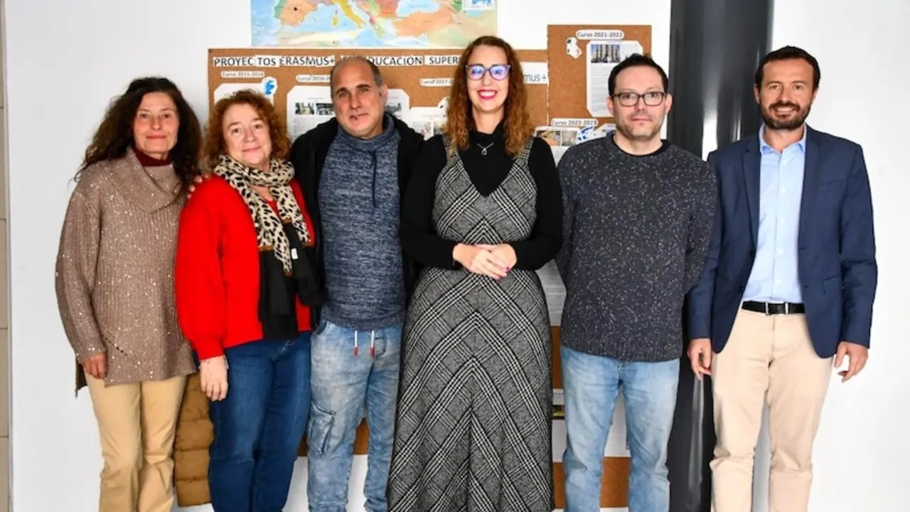 La consejera de Igualdad, Sara Simón, en la última sesión del programa 'Cine en Igualdad', desarrollado en la provincia de Guadalajara por la asociación cultural Cinefilia, con el apoyo de la Consejería de Igualdad