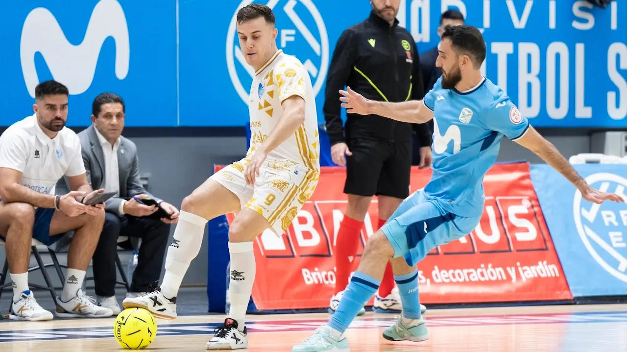 El Quesos El Hidalgo Manzanares suma un valioso punto en la pista del líder Movistar Inter (5-5)