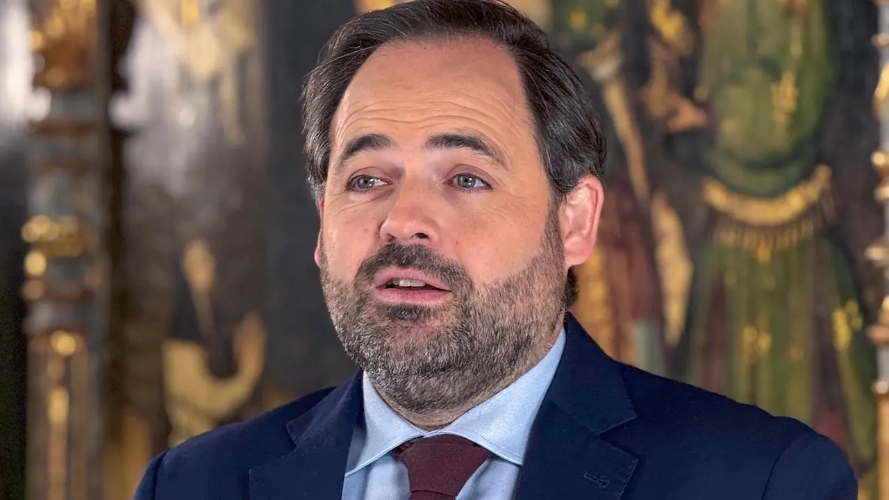 El presidente del PP de Castilla-La Mancha, Paco Núñez, durante su mensaje de Navidad dirigido a los ciudadanos de la región