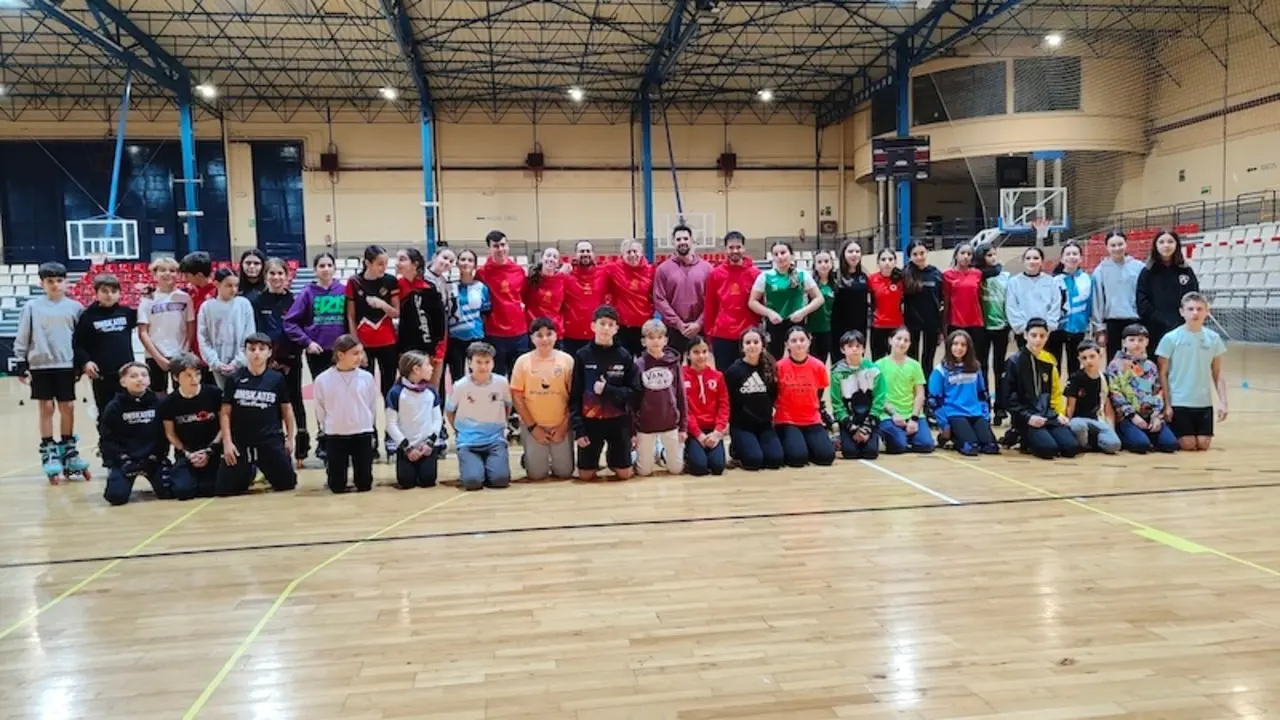 40 patinadores participan en campus de alta competición 'Inline Freestyle'