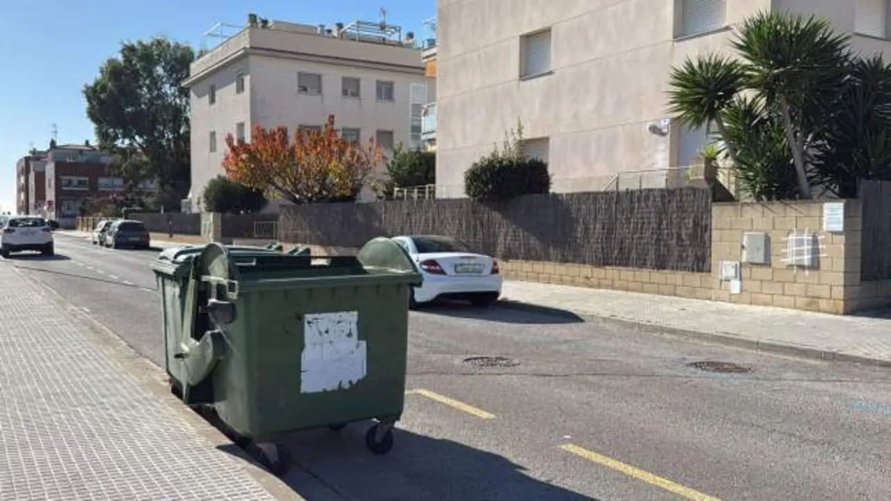 VIDEO. Aparece un recién nacido muerto en el interior de un contenedor de basura