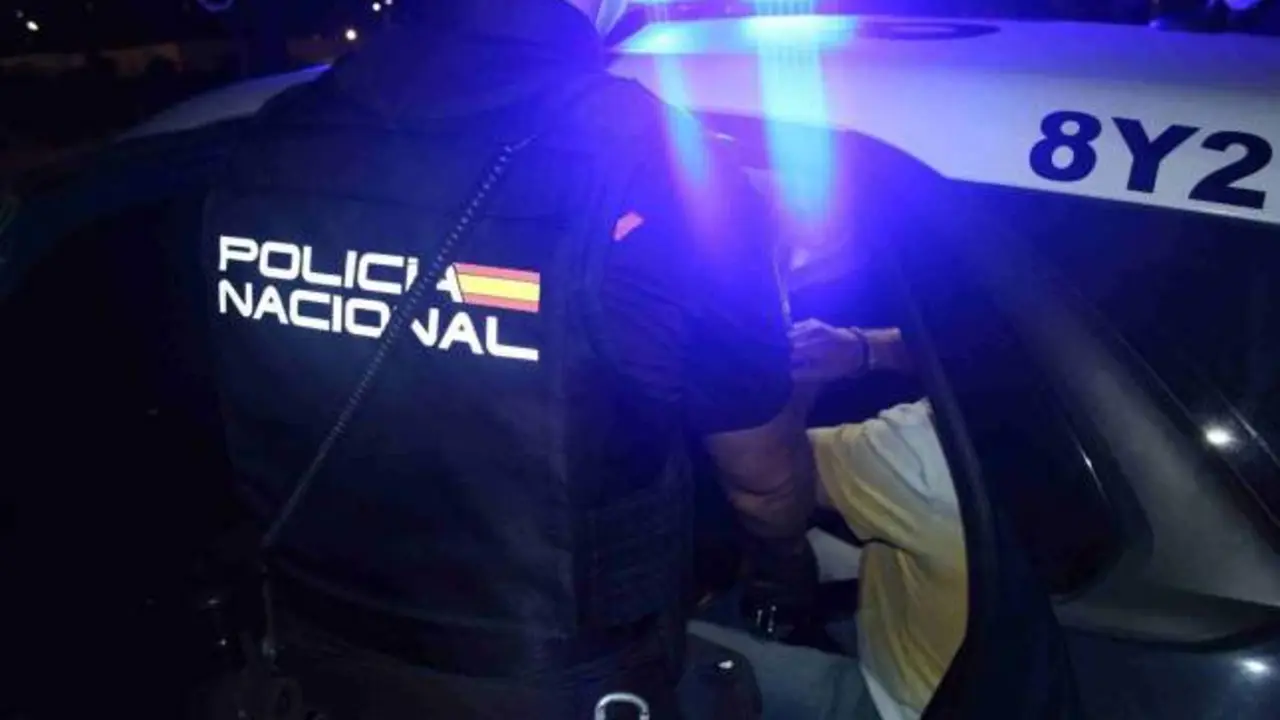 Palizas y amenazas de muerte para obligar a una chica de 17 años a casarse con su primo