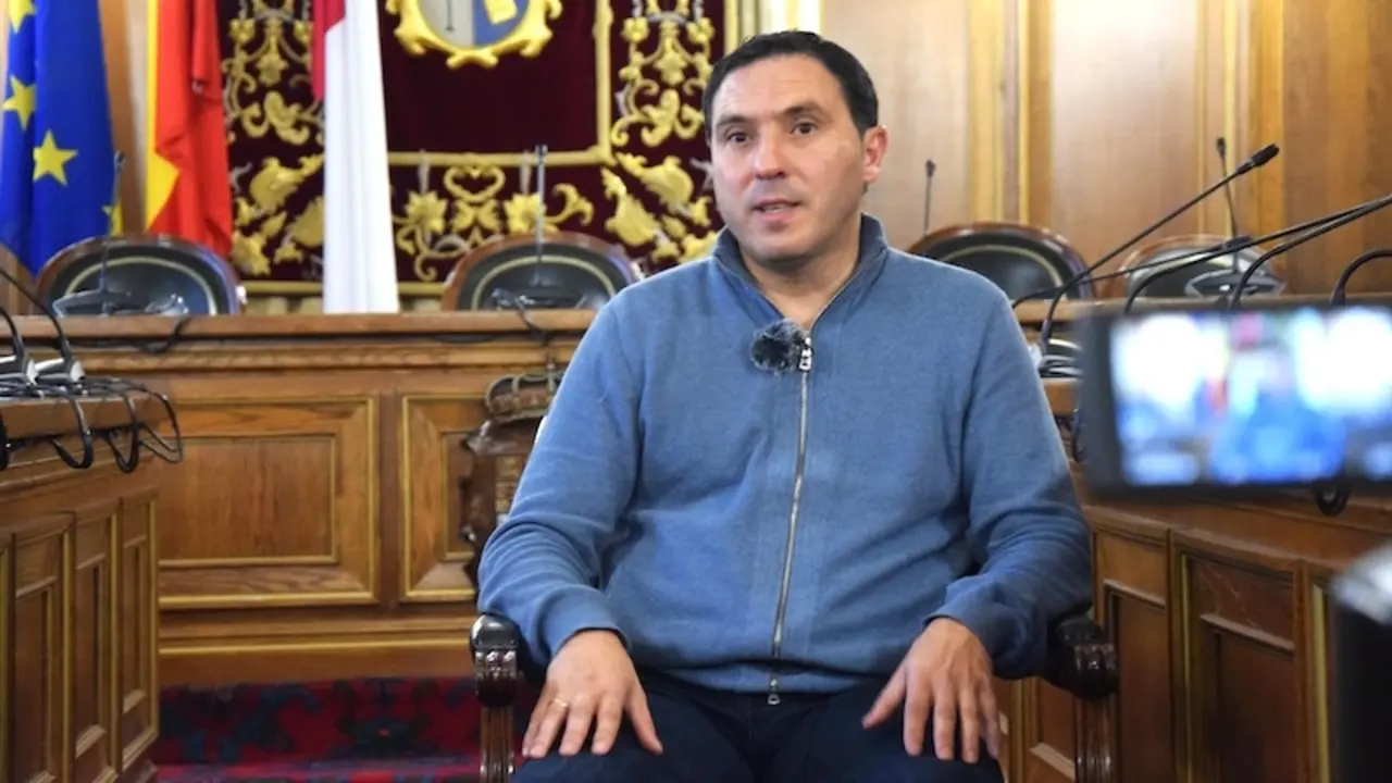 El presidente de la Diputación de Cuenca, Álvaro Martínez Chana, en un momento de la entrevista con Europa Press