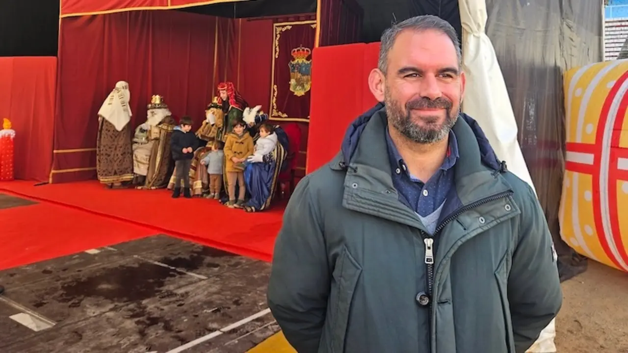 El concejal de Fiestas del Ayuntamiento de Guadalajara, Santiago López, ha informado sobre la Cabalgata de Reyes Magos en la ciudad