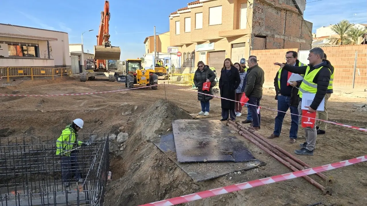 La Junta trabaja para completar la canalización soterrada del arroyo en Cebolla (Toledo)