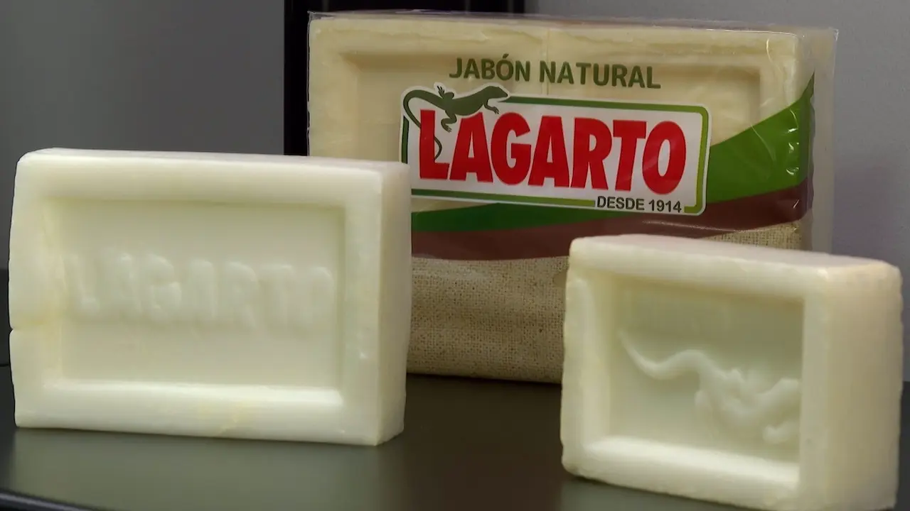 Lagarto, la marca de jabón con 110 años que "salvó" a la fábrica de Illescas (Toledo)