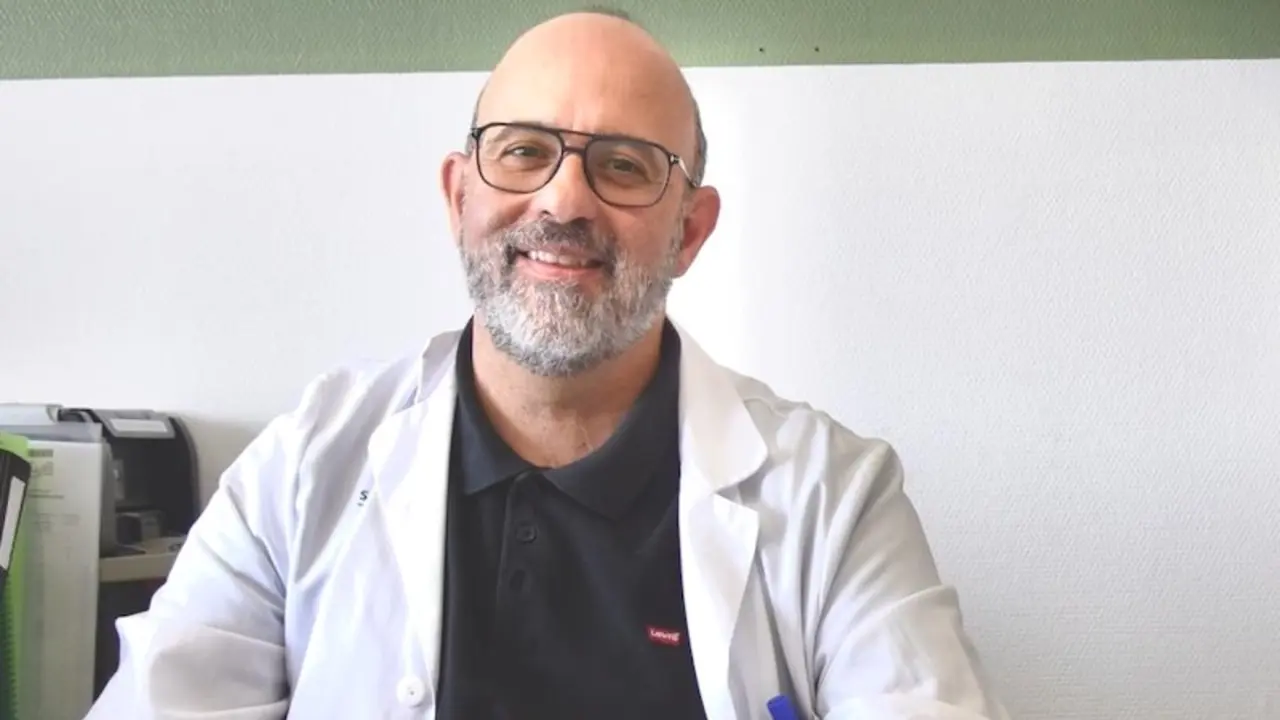 Un facultativo de Albacete participa en un manual de referencia de psicología clínica