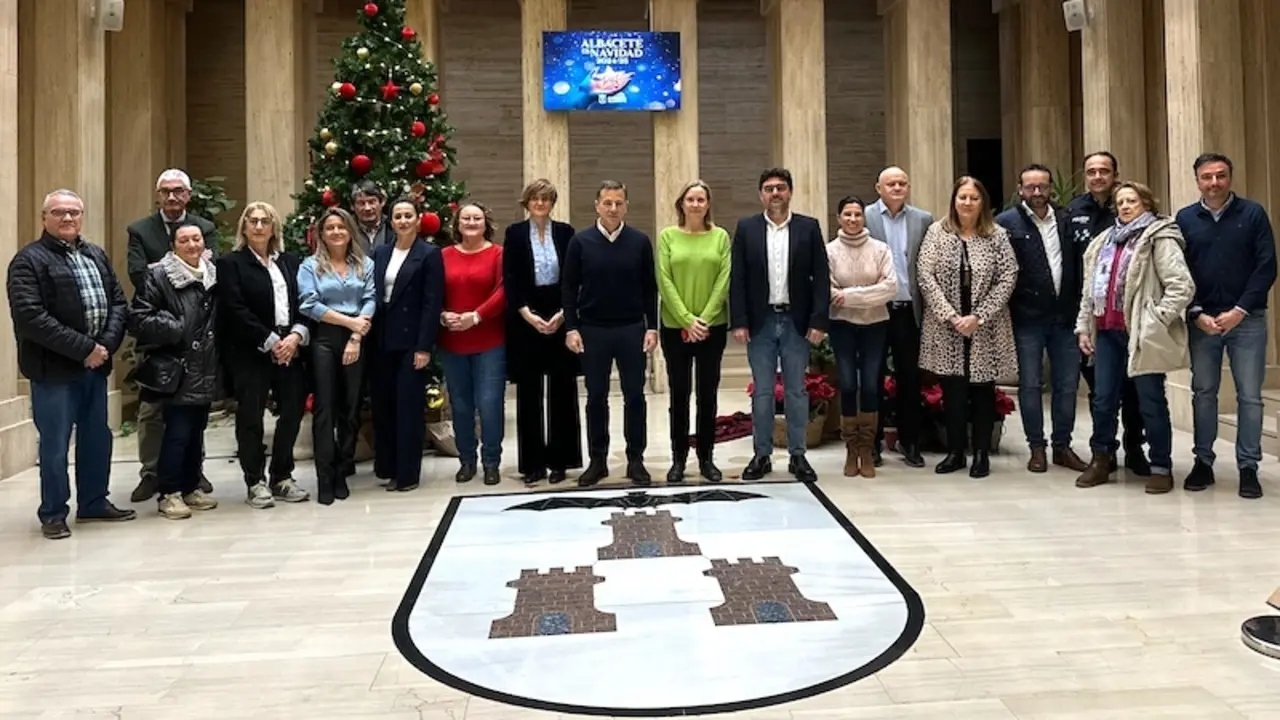 El alcalde de Albacete, Manuel Serrano, ha realizado balance de las programación de actividades de Navidad en la ciudad