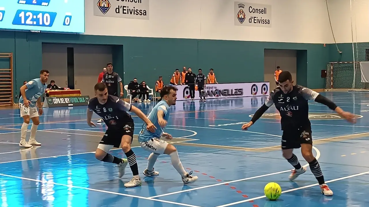 El Valdepeñas vence en Ibiza y estará en los cuartos de la Copa del Rey (0-3)