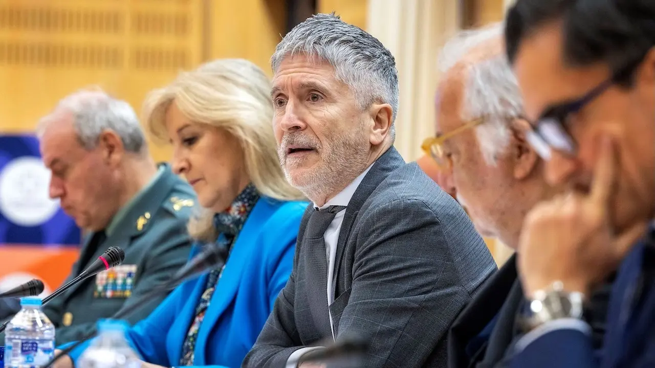 El ministro del Interior, Fernando Grande-Marlaska, ha presentado este viernes el balance provisional de los siniestros registrados en las carreteras españolas durante el pasado año