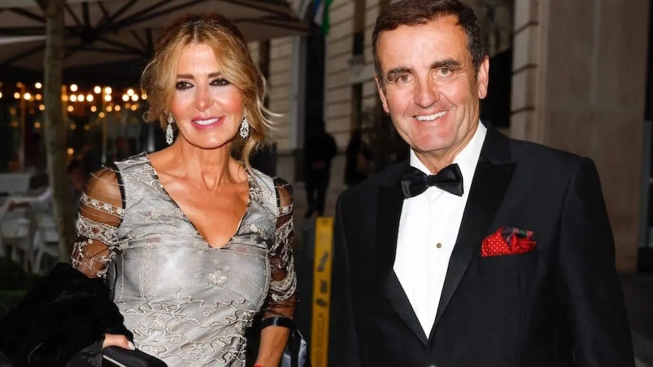En la imagen de archivo la periodista Marisa Martín Blázquez y el paparazzi Antonio Montero