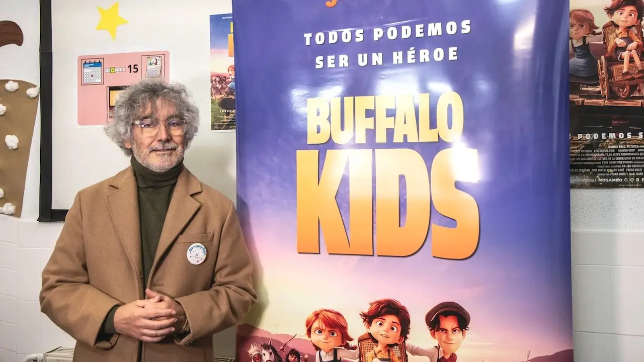 El Centro de Educación Especial Virgen del Amparo de Guadalajara, que atiende a niños con necesidades especiales, ha sido escenario este miércoles de la proyección más especial de la película de animación ?Buffalo Kids?, inspirada en Nico, hijo de uno de los directores de la cinta, Pedro Solís (en la imagen), y que fue alumno de este centro - EFE/Beatriz Retuerta