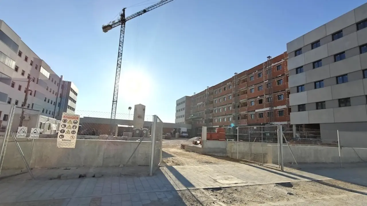 Acuerdo para desbloquear el suministro eléctrico a 157 viviendas del sector 10 de Albacete