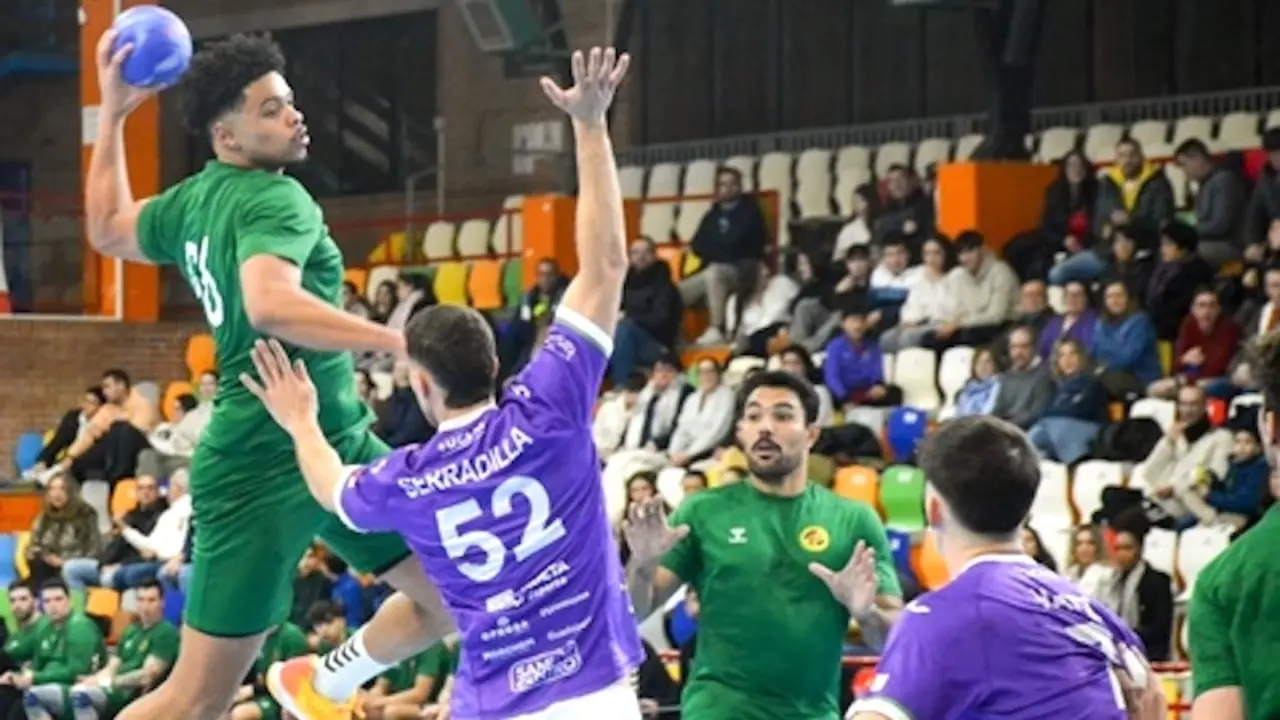 El Rebi Cuenca supera en un amistoso al Impulse Guadalajara (32-29) - Fotografía: eldeporteconquense.com
