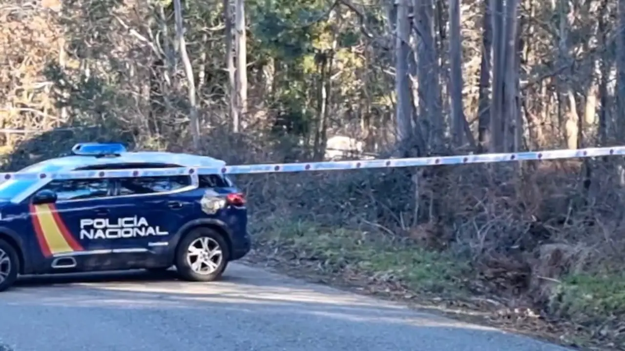 policía nacional, cadáver, asesinato, crimen, monte, paraje, patrulla