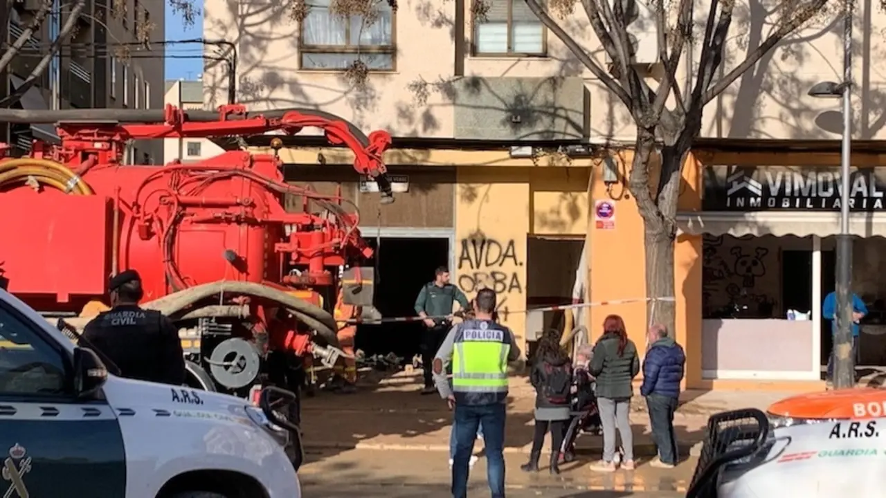 Muere un operario y herido otro en el derrumbe de la escalera de un edificio
