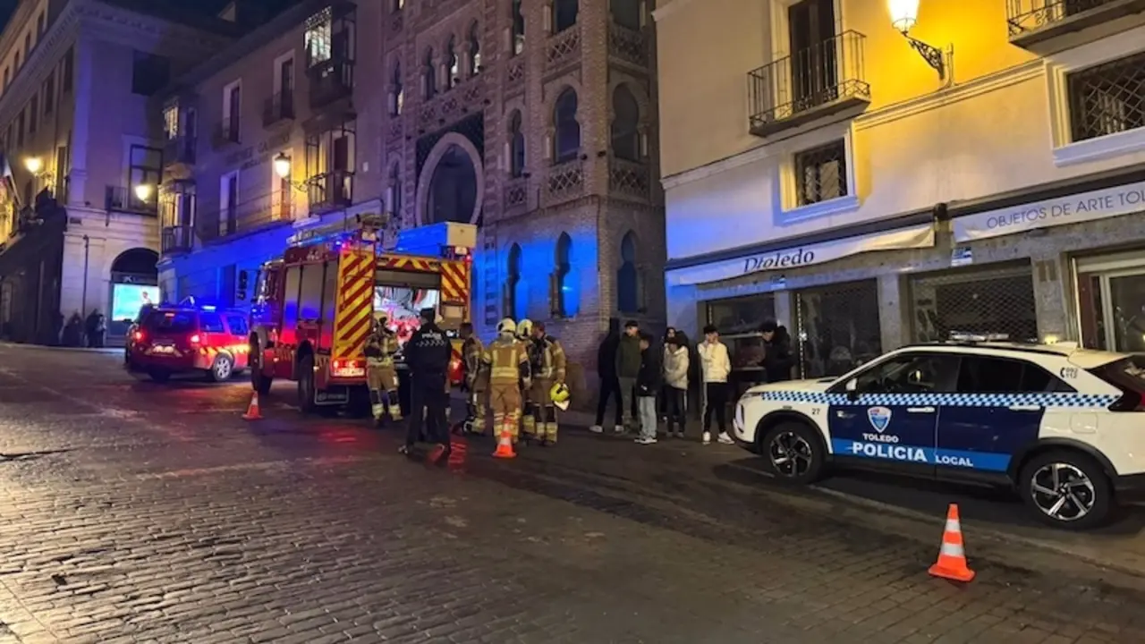 Trasladado al hospital un hombre tras un incendio en un bar del Casco Histórico de Toledo - EP