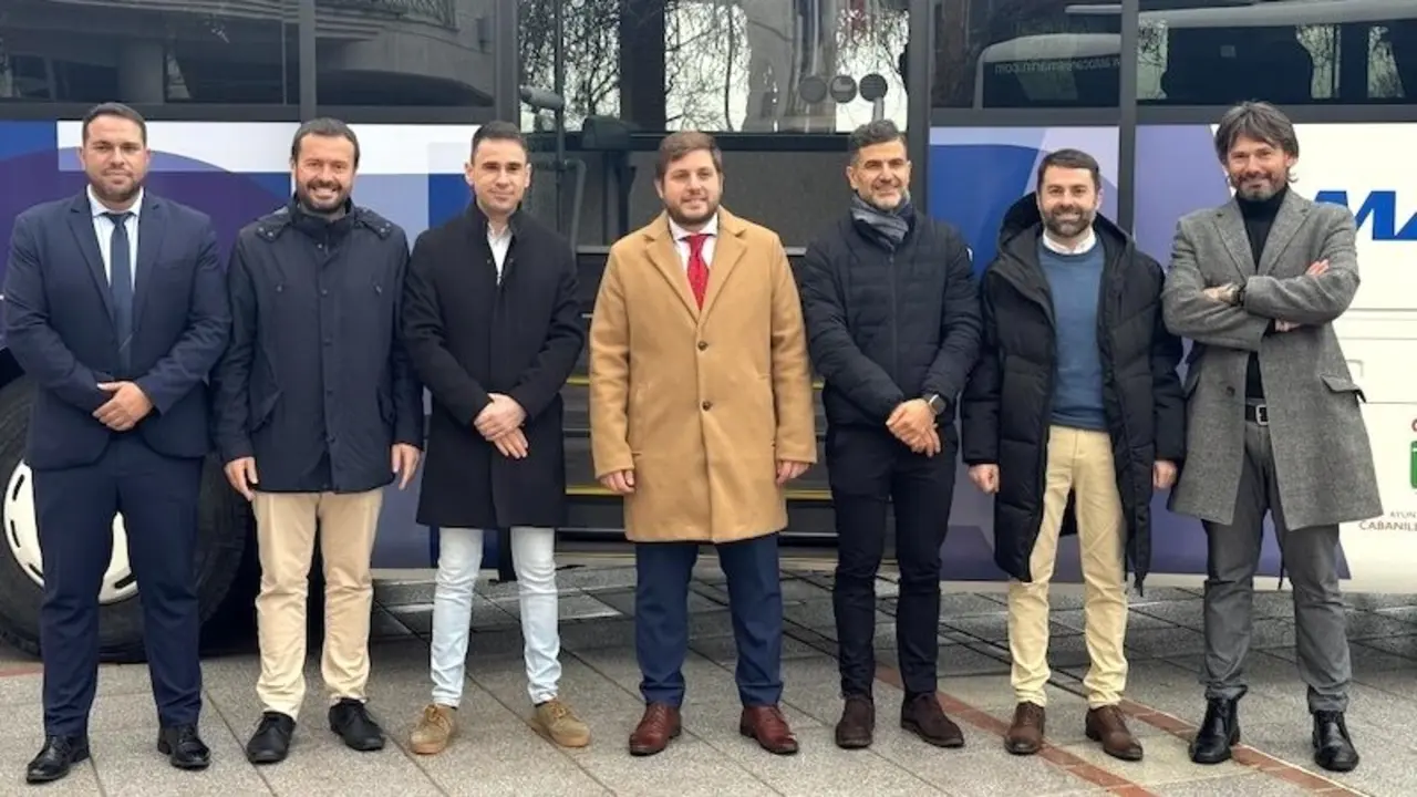 El consejero de Fomento de Castilla-La Mancha, Nacho Hernando, ha presentado las mejoras del Astra en Cabanillas del Campo (Guadalajara)