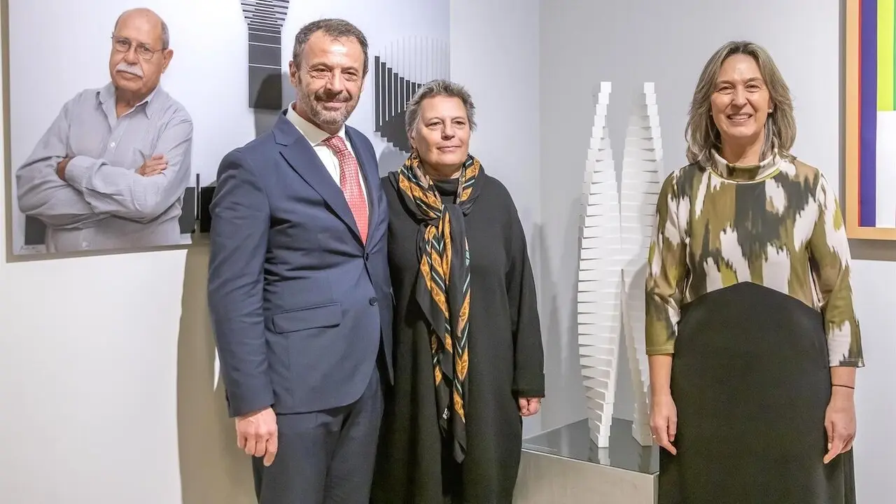 Firmado el convenio para asegurar la obra de Francisco Sobrino en su museo
