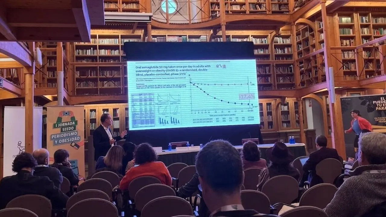 En la imagen un instante de la I Jornada Periodismo y Obesidad organizada por la Sociedad Española de Obesidad (SEEDO) en Cuenca
