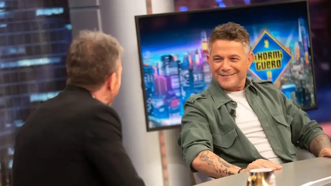 En la imagen Alejandro Sanz este jueves en 'El Hormiguero' junto a Pablo Motos