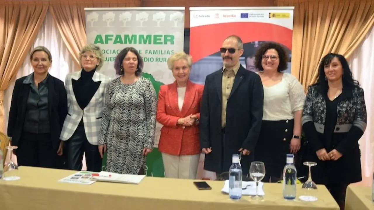 Fundación ONCE, Inserta Empleo y AFAMMER firman un convenio para promover el empleo de mujeres con discapacidad en zonas rurales